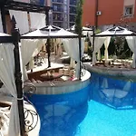 Menada Romance Marine 公寓 *