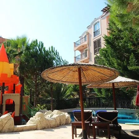 Menada Romance Marine Lejlighed