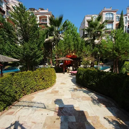 Menada Romance Marine Apartment
