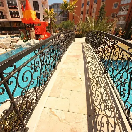 Menada Romance Marine