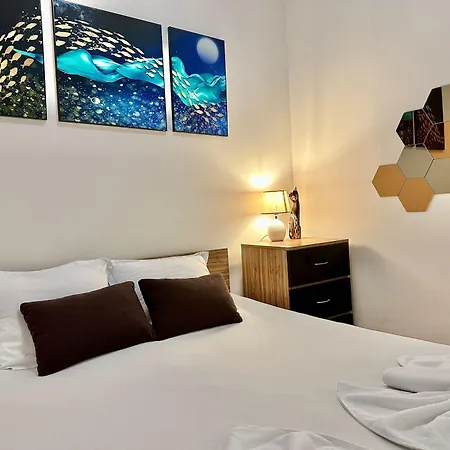 менада романс марин *