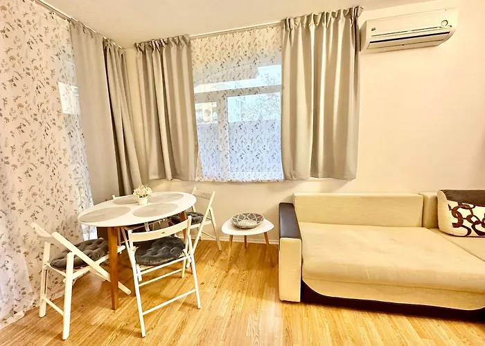Menada Romance Marine Apartamento Sunny Beach