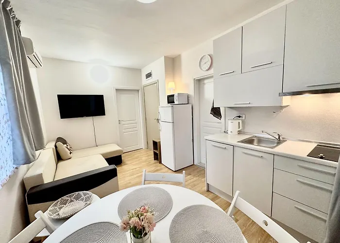 Menada Romance Marine Apartamento *