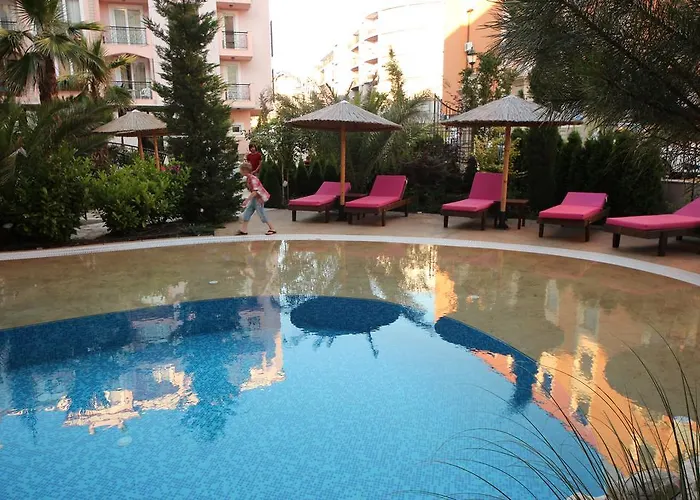 Menada Romance Marine Apartamento Sunny Beach